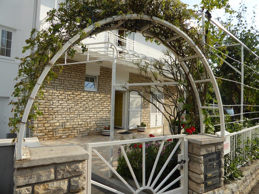 Apartments Bojanic Vodice Eksteriør billede