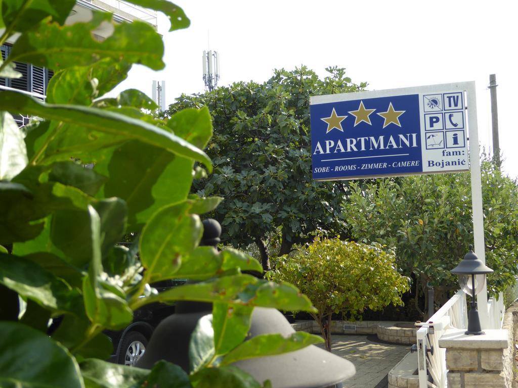 Apartments Bojanic Vodice Eksteriør billede